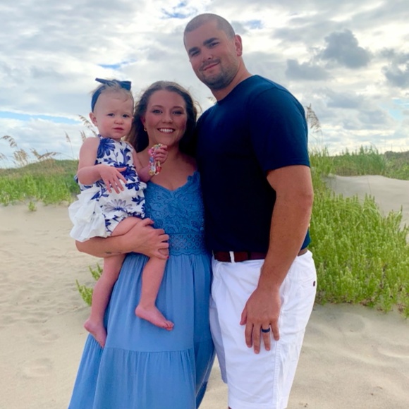 Meet your Posher, Kat - Picture 2 of 5